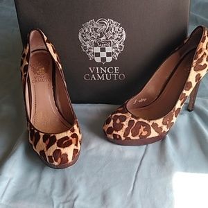 Vince camuto leopard heels